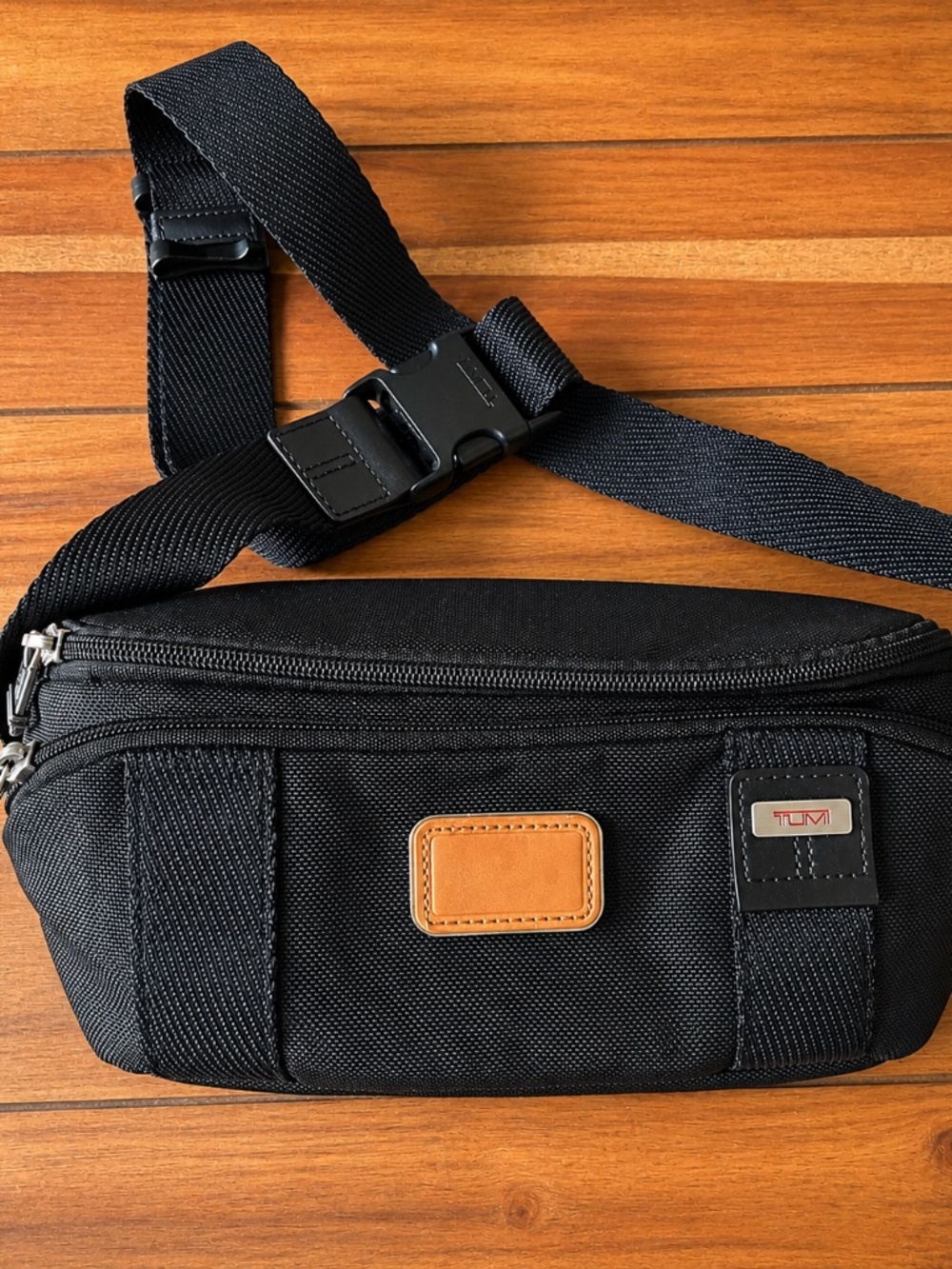 Tumi Milton Belt Bag Ballistic Nylon Waist Fanny Pack Black 131508